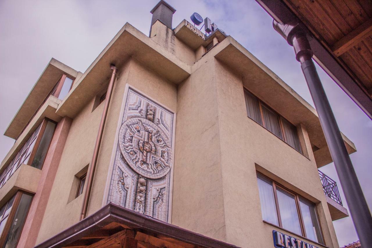Стаи За Гости - Семейна Къща За Гости Ивел Bansko Zewnętrze zdjęcie